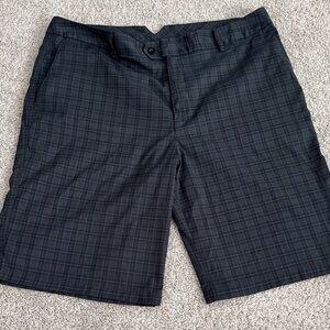 Under Armour shorts 36 Golf Shorts